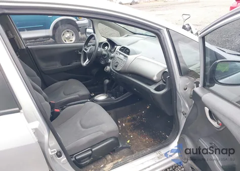 2013 Honda Fit from USA, damaged, VIN JHMGE8H37DC068392